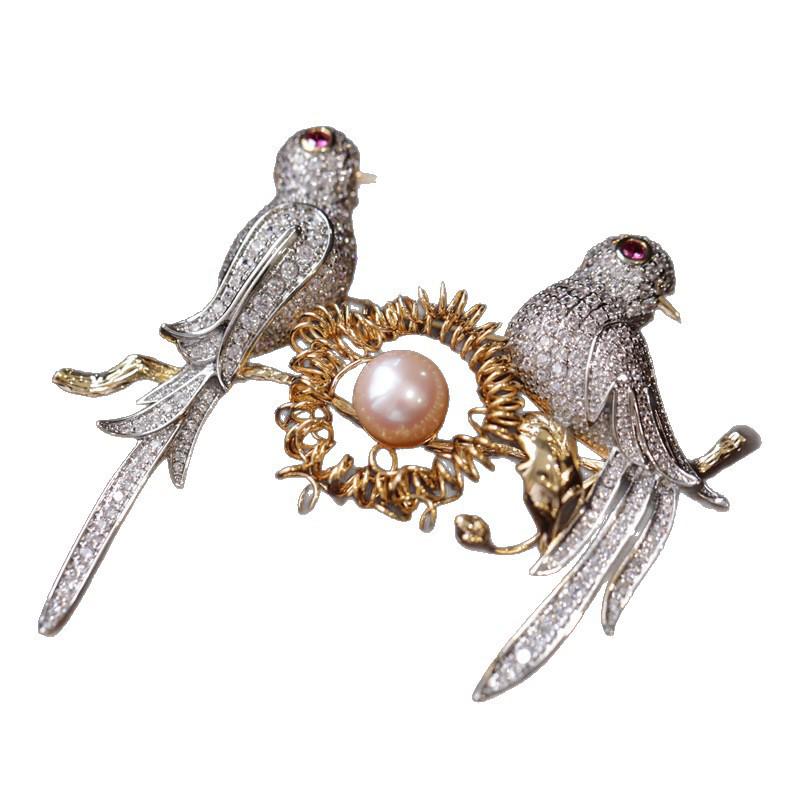 Bo Xin Yun Bird on Branch Zirconia Pearl Brooch: Light Luxury Lapel Pin