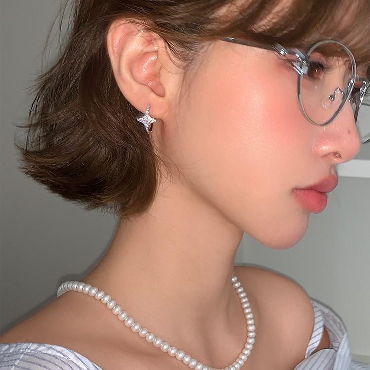 Stylish Zircon Inlaid Starburst Ear Cuffs - Fashionable, Simple, and Elegant Jewelry Design
