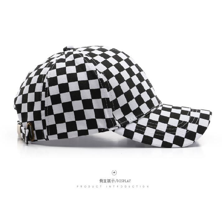 Trendy checkered baseball cap, outdoor sports hat for women, sun-protective visor, men's stylish cap