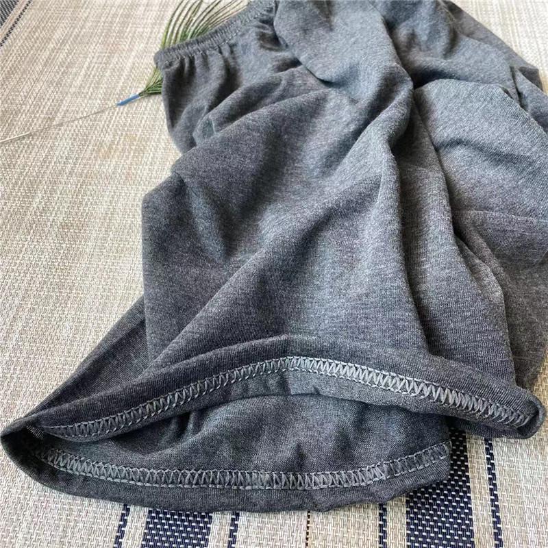 Atskirai supakuoti vienkartiniai didelių dydžių medvilniniai bokseriai kelnaitės kelionėms, maudynėms, masažui ir grožio priežiūrai - sustorinto dizaino