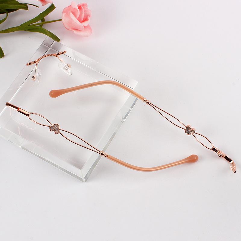 Frameless makeup mirror accessories, including the special mounting screws and center beam for eyewear No screws required Various lens-compatible