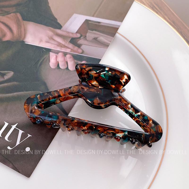 Large Retro Triangle Hair Claw Clip Stylish High-quality Acetate Hair Accessories GreenBrown 9.3cm