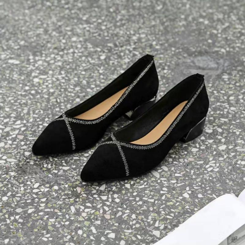 Schwarze Elegante Schuhe mit niedrigem Absatz und spitzer Zehenpartie für Damen, hohe Qualität, zum Hineinschlüpfen, bequem, stilvoll, Urlaub, Sommer 2025, 39 Damenpumps