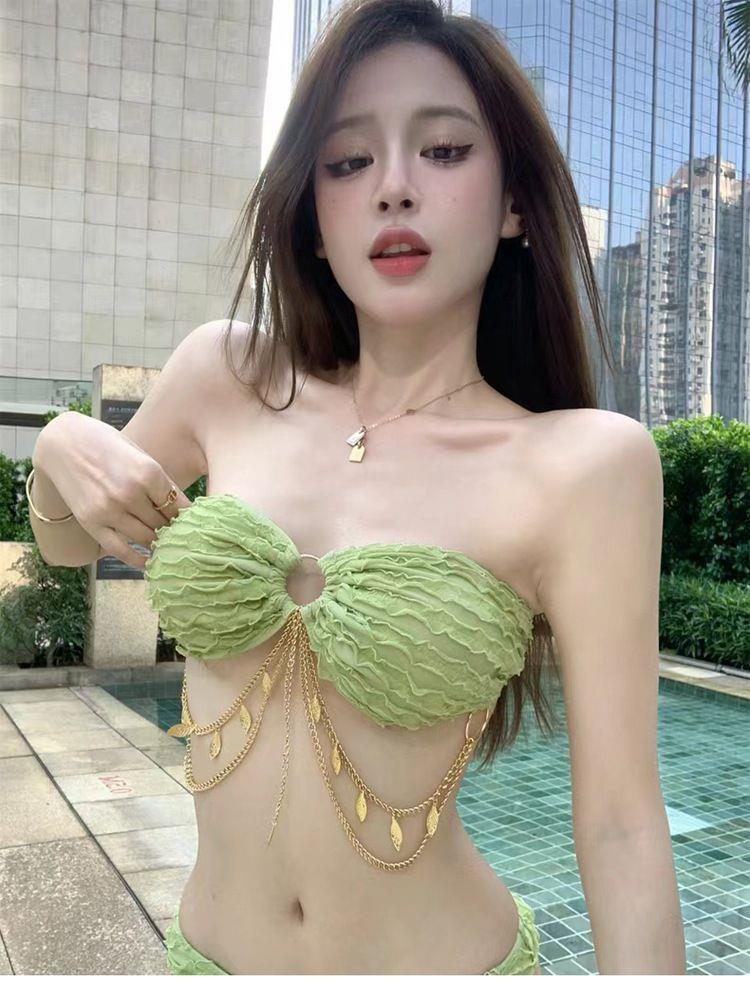 Women's Sexy Three-Piece Swimsuit Set: Bikini, Wrap Skirt, Slimming Split Triangle, Ideal for Beach or Hot Springs.