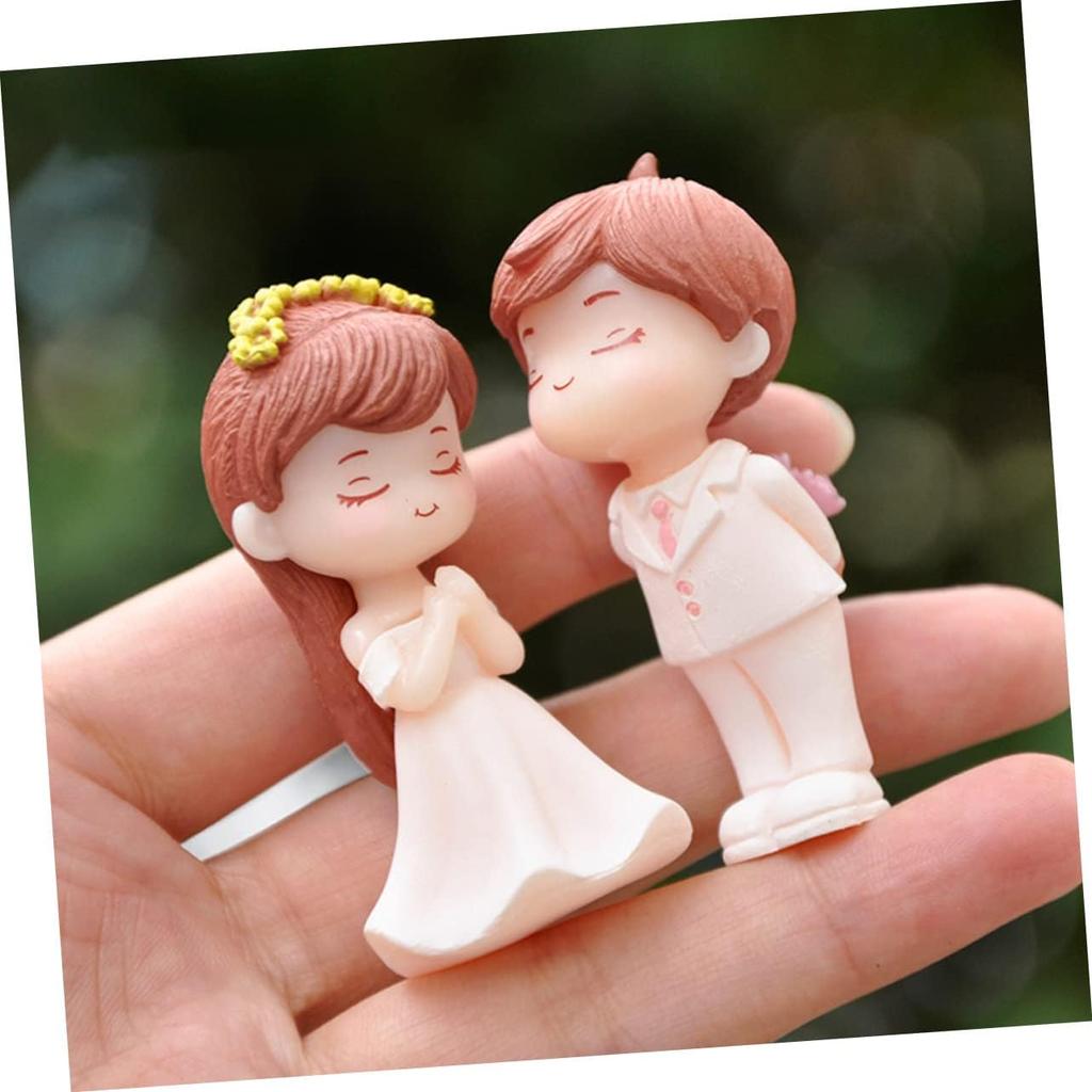 EXCEART 10 Pairs Doll Ornaments Lover Figurine Mini Figures Wedding Bride Groom Figurines Miniatures Bridal Bride Cake Decor PVC Boy Girl Modeling