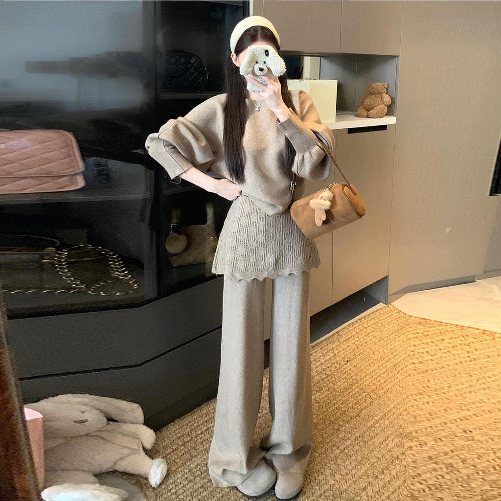Korean Style Chic Sweater & Flare Pants Set for Women - Spring 2026 Collection