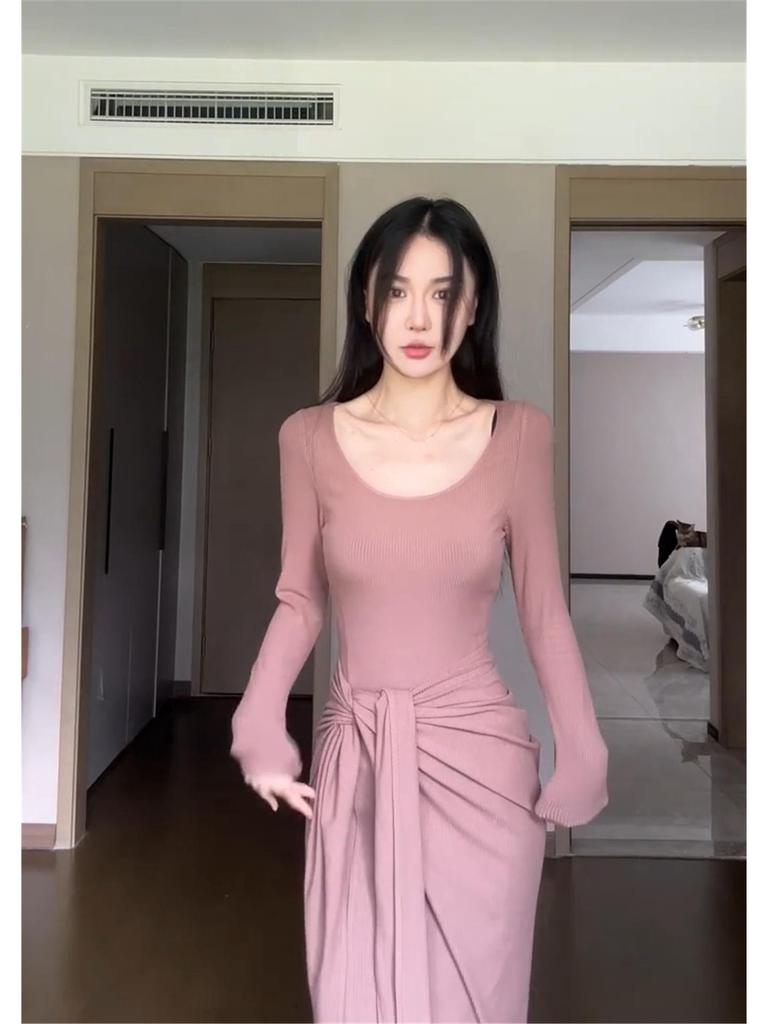 French Pink Knit Tie-Up Dress – Women's High-End Waist-Cinched Long Dress for Autumn/Winter 2025