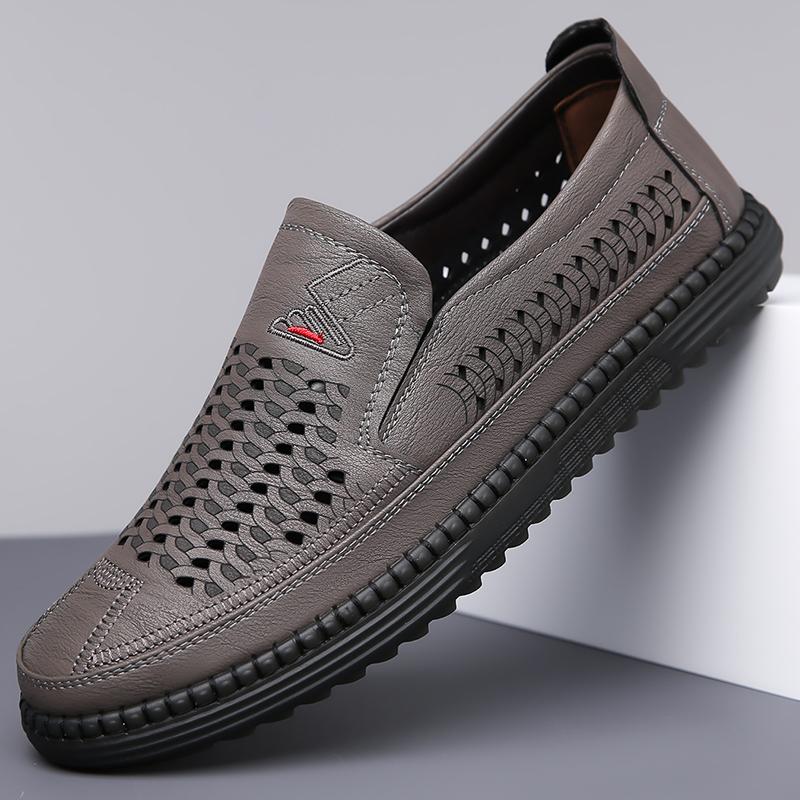 Summer Men's Golf Shoes Outdoor Fashion Anti Slip Breathable Golf Men's Lightweight Leisure Comfortable Walking Shoes Size 38-44