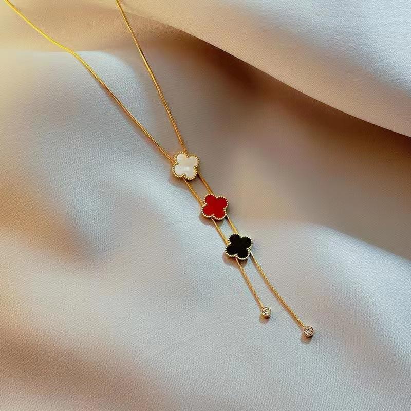 

Простая цепочка на ключицу из титановой стали, красный, черный и белый клевер, аксессуары для вечеринок, лучший подарок