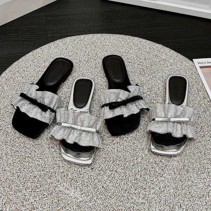 Designer Women Flat Slippers Crystal Butterfly Knot Comfortable Flats Woman Summer Shoes Luxury Casual Large-sized Sandals