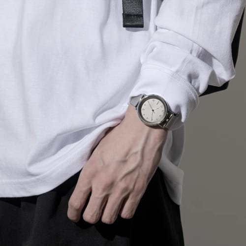 KLON Slim Solar Style Hide Time 2nd Strap Set, a simple, 38mm solar watch for men and women. Includes a replacement strap set.