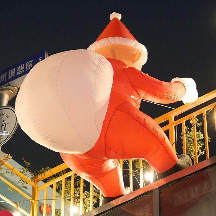 Santa Claus Climbing Window Light-Up Hat Figurine - Christmas Outdoor Inflatable Decoration