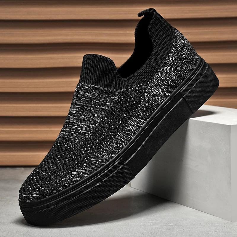 Flat Shoes Men Black Sliding in Sports Shoes Lightweight and Breathable Mesh Casual Shoes Comfortable Outdoor Walking in Summer