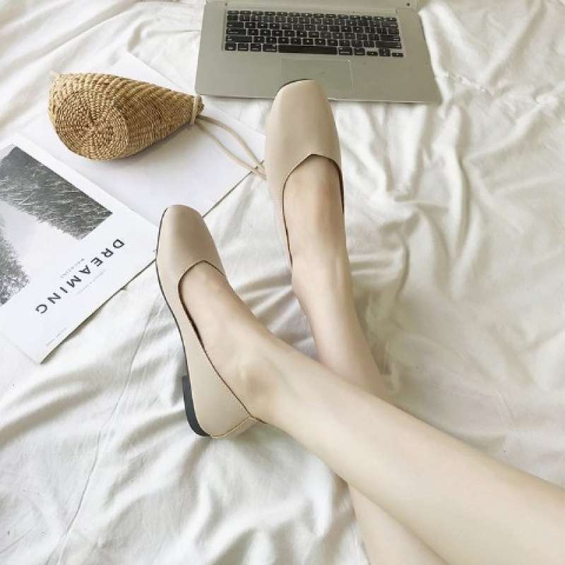 

Туфли на мягкой подошве 2025 весна и лето новые универсальные на плоской подошве больших размеров туфли бабушки на толстом каблуке среднем каблуке вечерние фея туфли Дуду 35