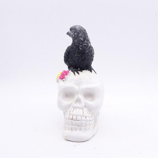 Halloween Birds Skull Ornament Gothic Eerie Skull Sculpture Festive Atmosphere Halloween Tabletop Decoration