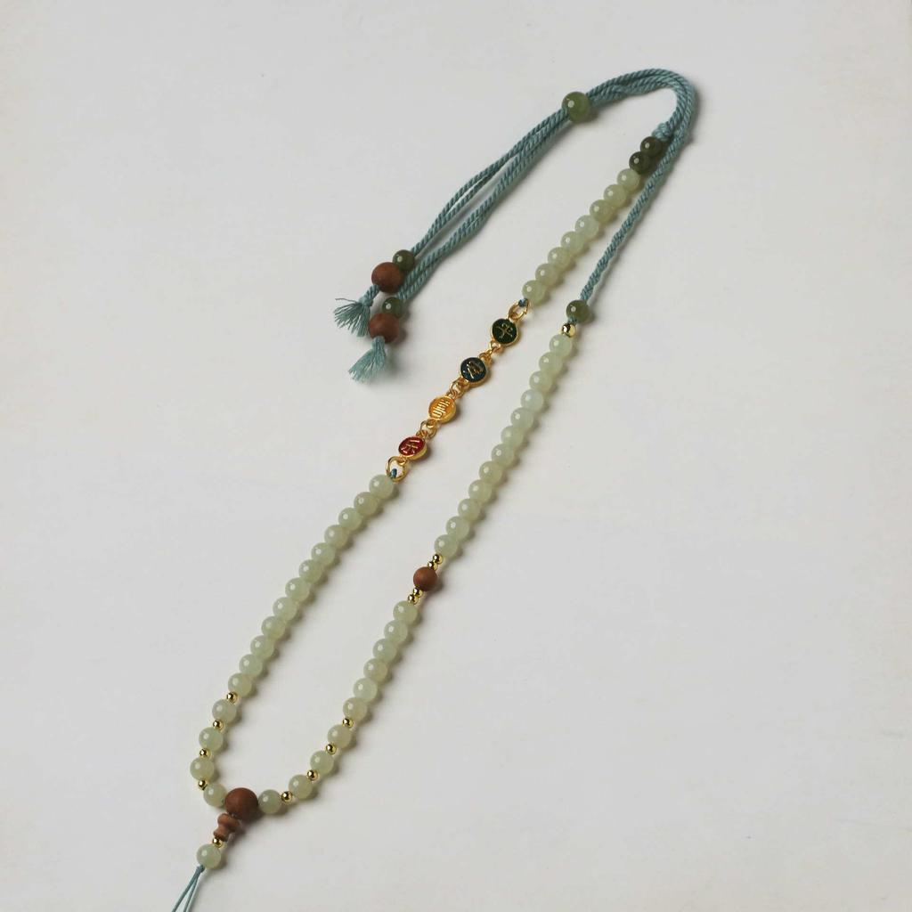 Elegant Hetian Jade Clavicle Pendant Necklace
