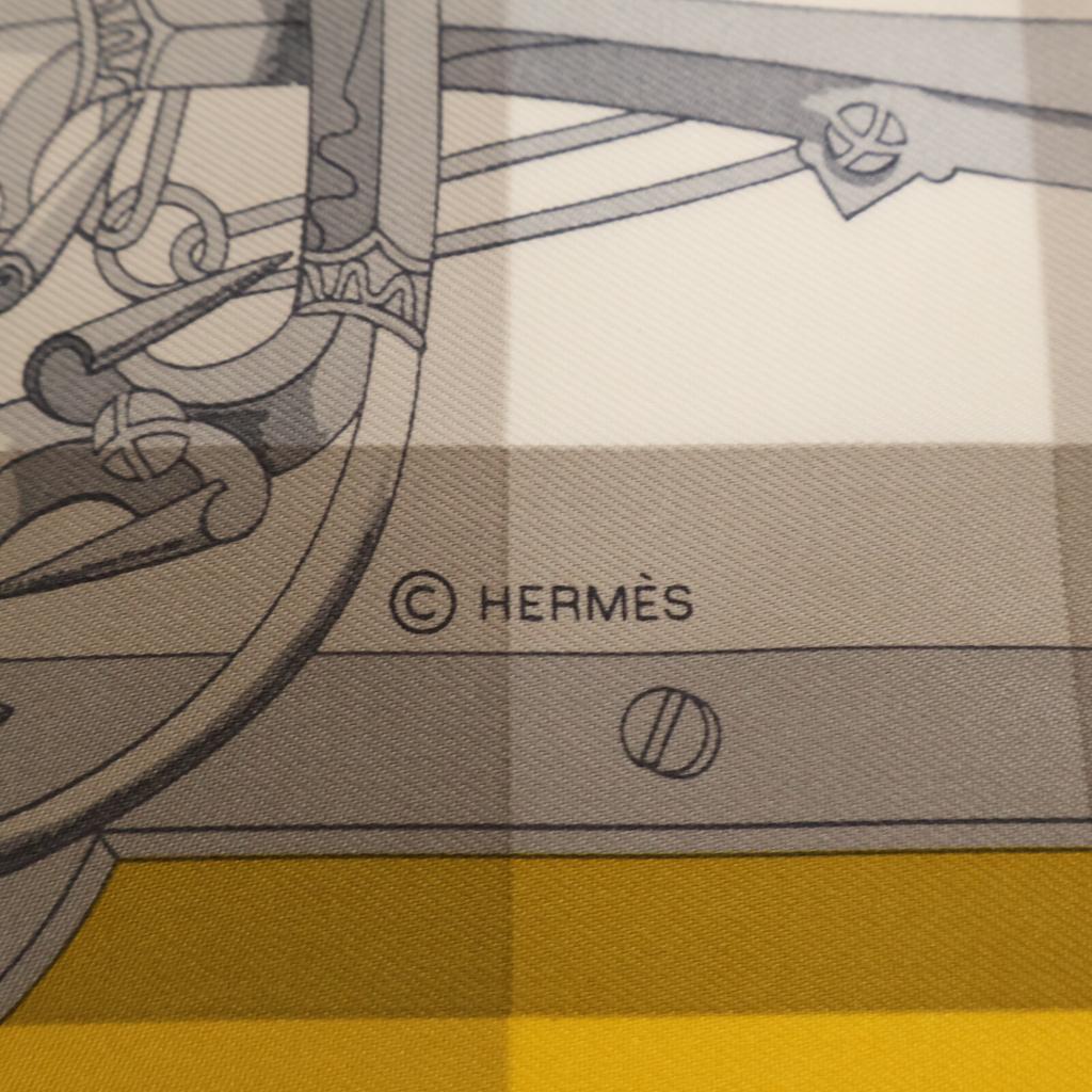 HERMES Mors et Gourmettes Silk Bit and Leash, Carre90 scarf Yellow / GrayUsed