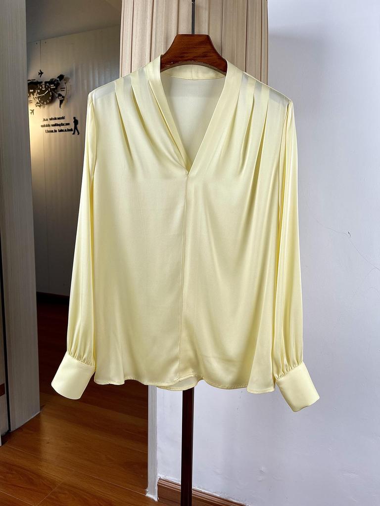 Women's Elegant V-neck Silk Pullover Shirt, Long Sleeve, Loose Fit, Slimming, Mulberry Silk, Perfect for Spring/Summer Commuting.