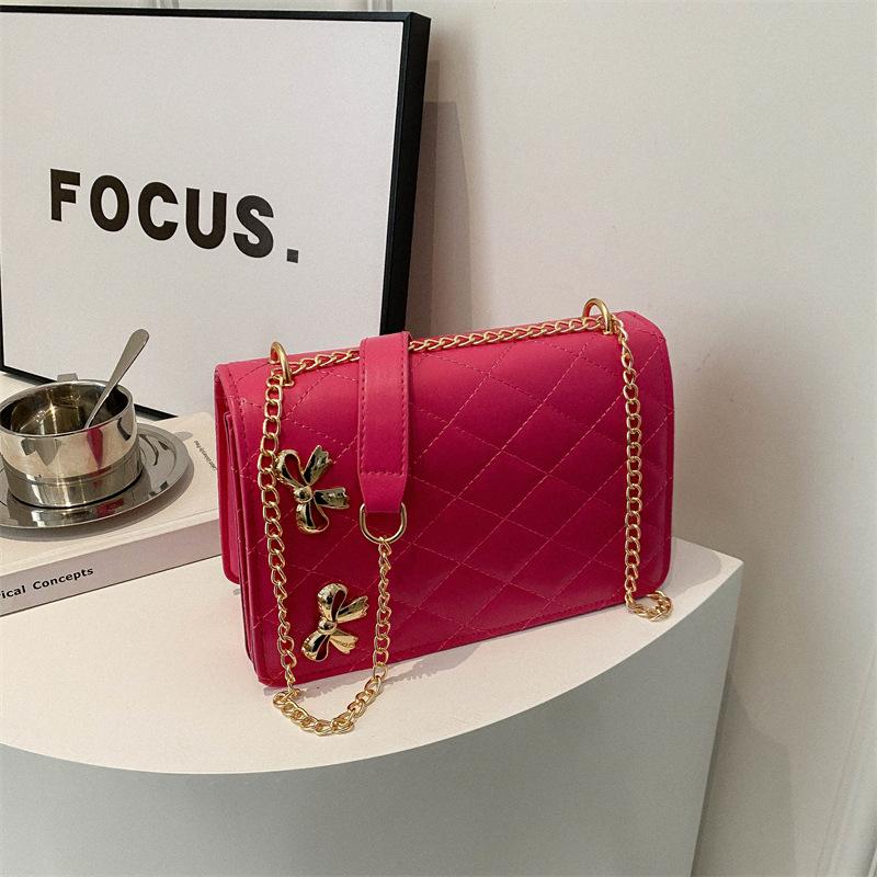 Fashion Rhombus Chain Bow Hardware Decoration Shoulder Women'S Crossbody Small Square Bag