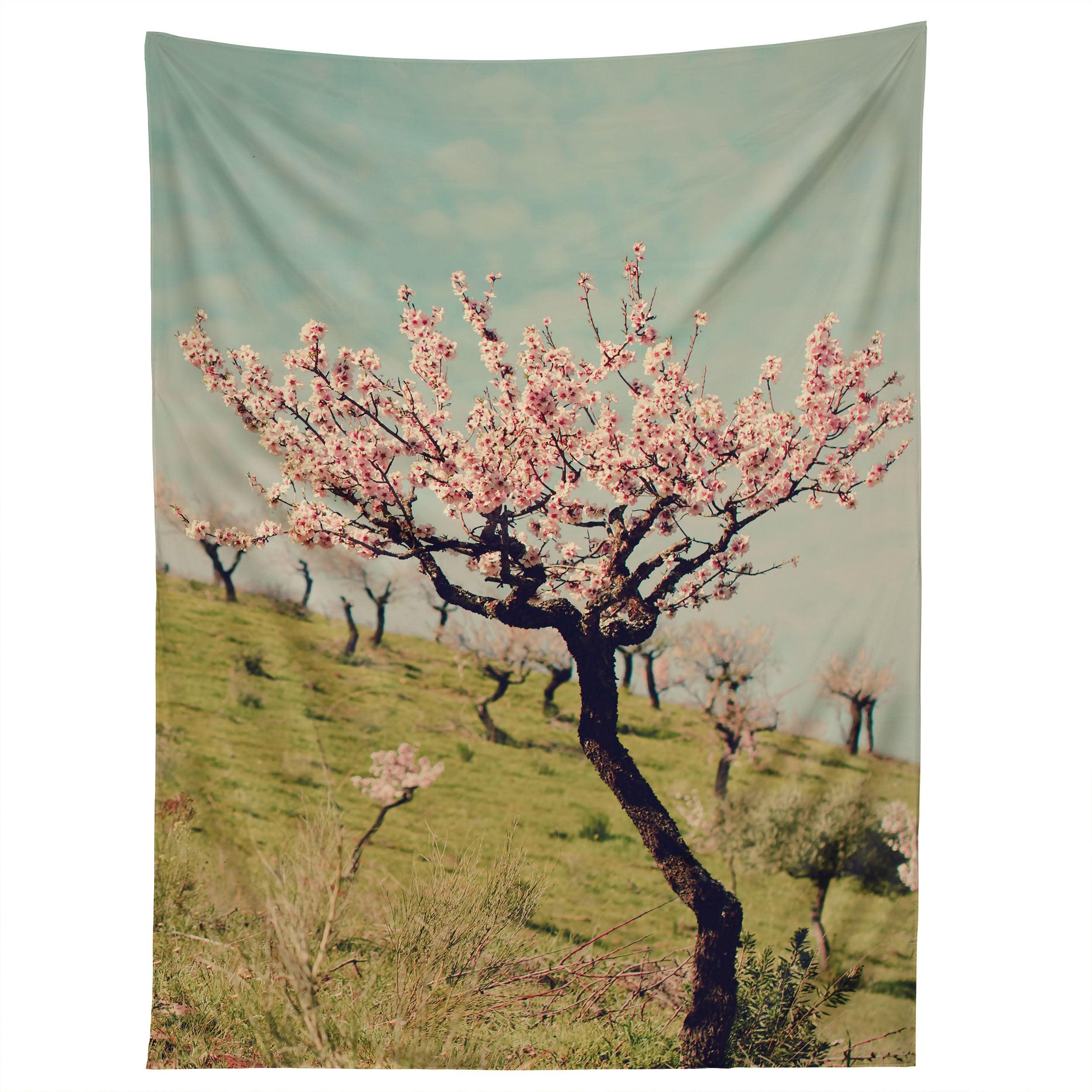 ALMOND BLOSSOM HILL tapestry 75x100 чёрный