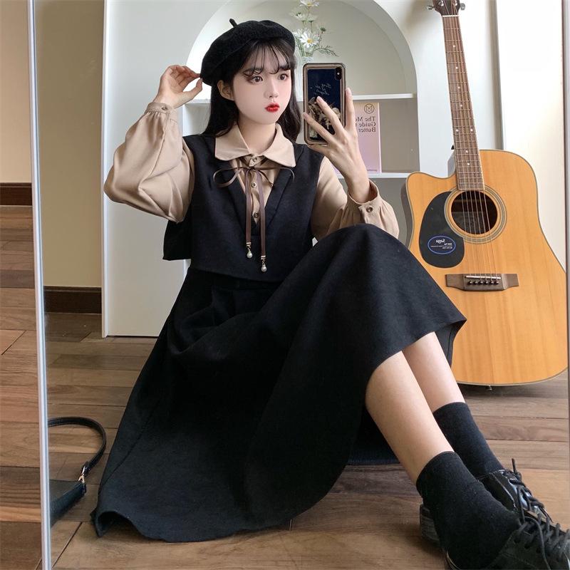 [Twill Corduroy] Autumn and winter new French retro splicing fake two-piece waist and thin dress for women