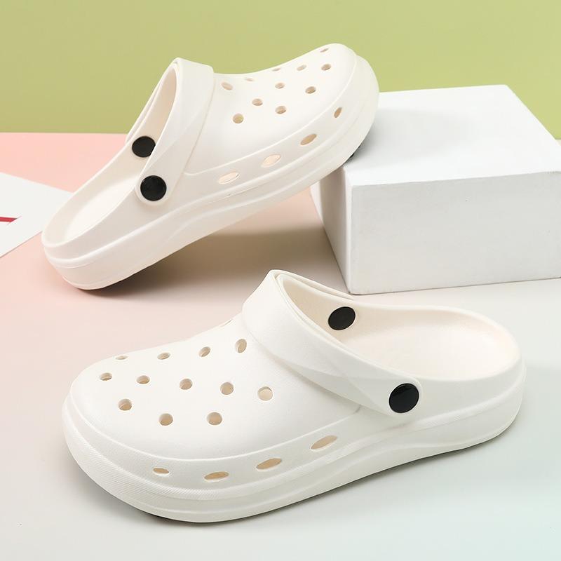Spring and summer couple non-slip hole shoes non-slip round head wear-resistant fashion solid color casual beach