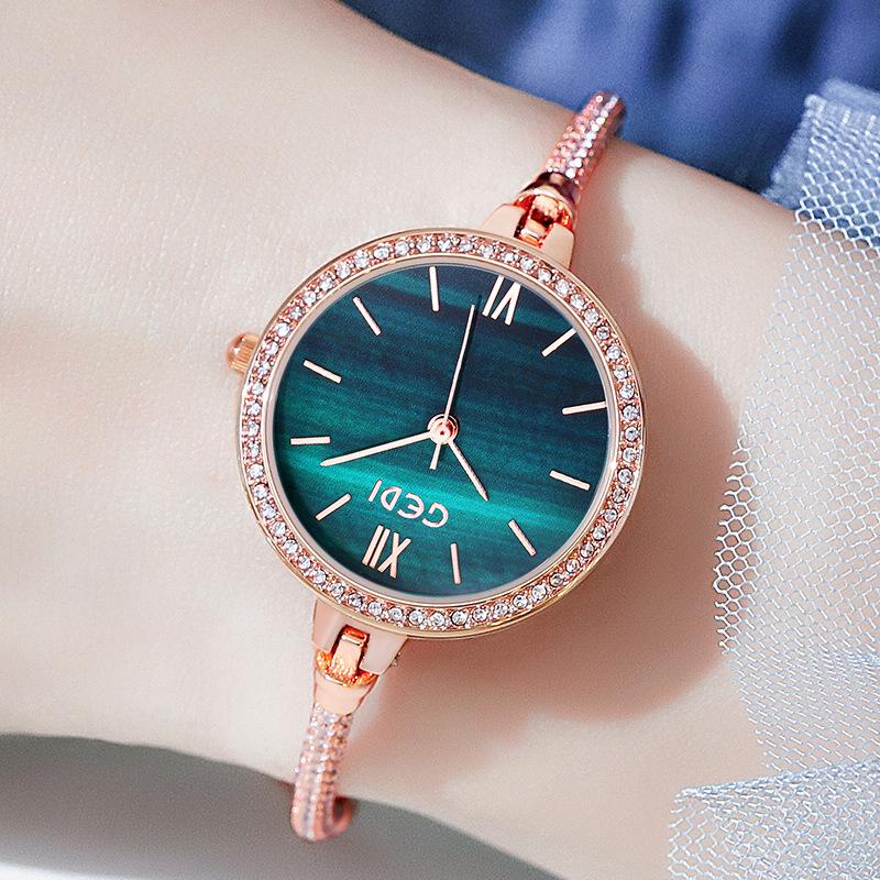Uhr Damenstil Armband Klein Einfach Trendig Temperament Damen Wasserdichte Quarz Uhr