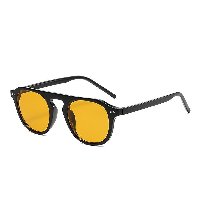 Retro Square Rivets Sunglasses Men Fashion Luxury Shades Trending Women Sun Glasses UV400 Eyewear