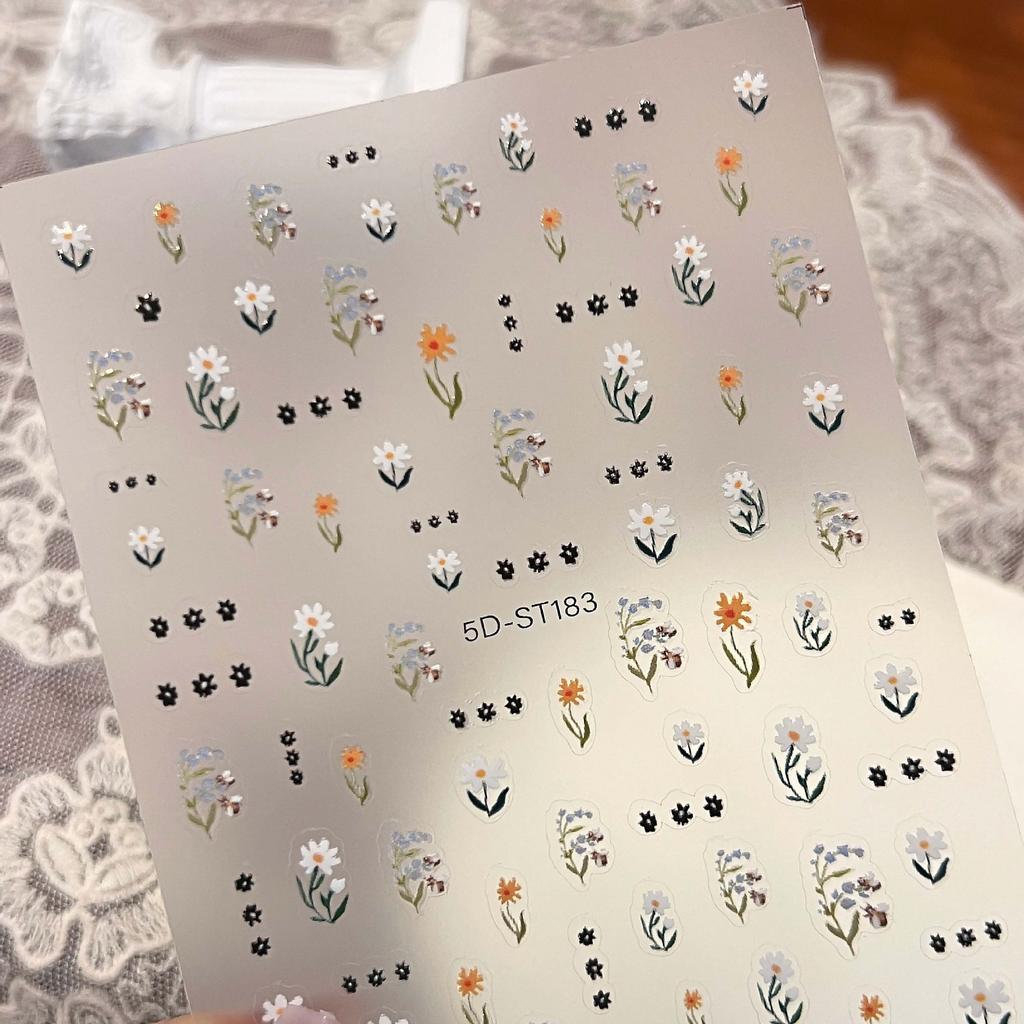 Sticker Small fresh daisy ins wind manicure sticker 5D relief 3D three-dimensional non-curling edge light fit nail sticker