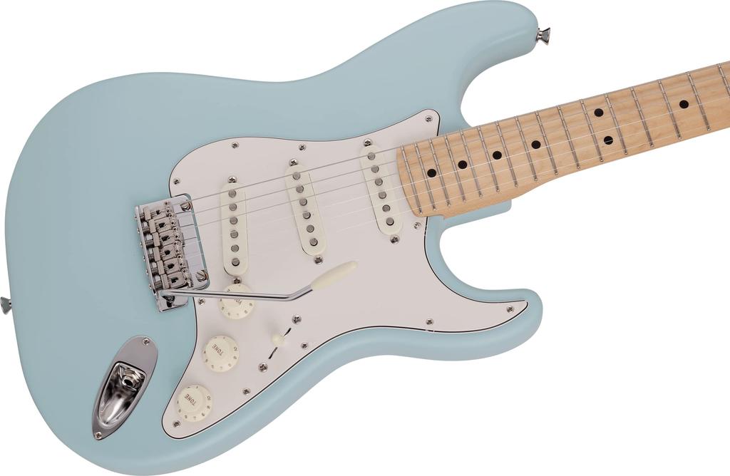 Fender short scale guitar Made in Japan Junior Collection Maple Satin Daphne Blue with soft case Stratocaster®, Fingerboard,