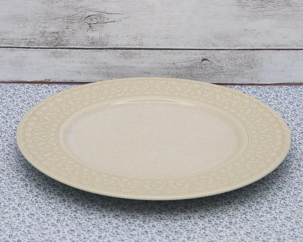 Castle Enterprises [Set of 5 24cm Meat Plates (White)] Mino Ware Lace-Patterned Plates for a Cute and Stylish Look. Recommended for Women.