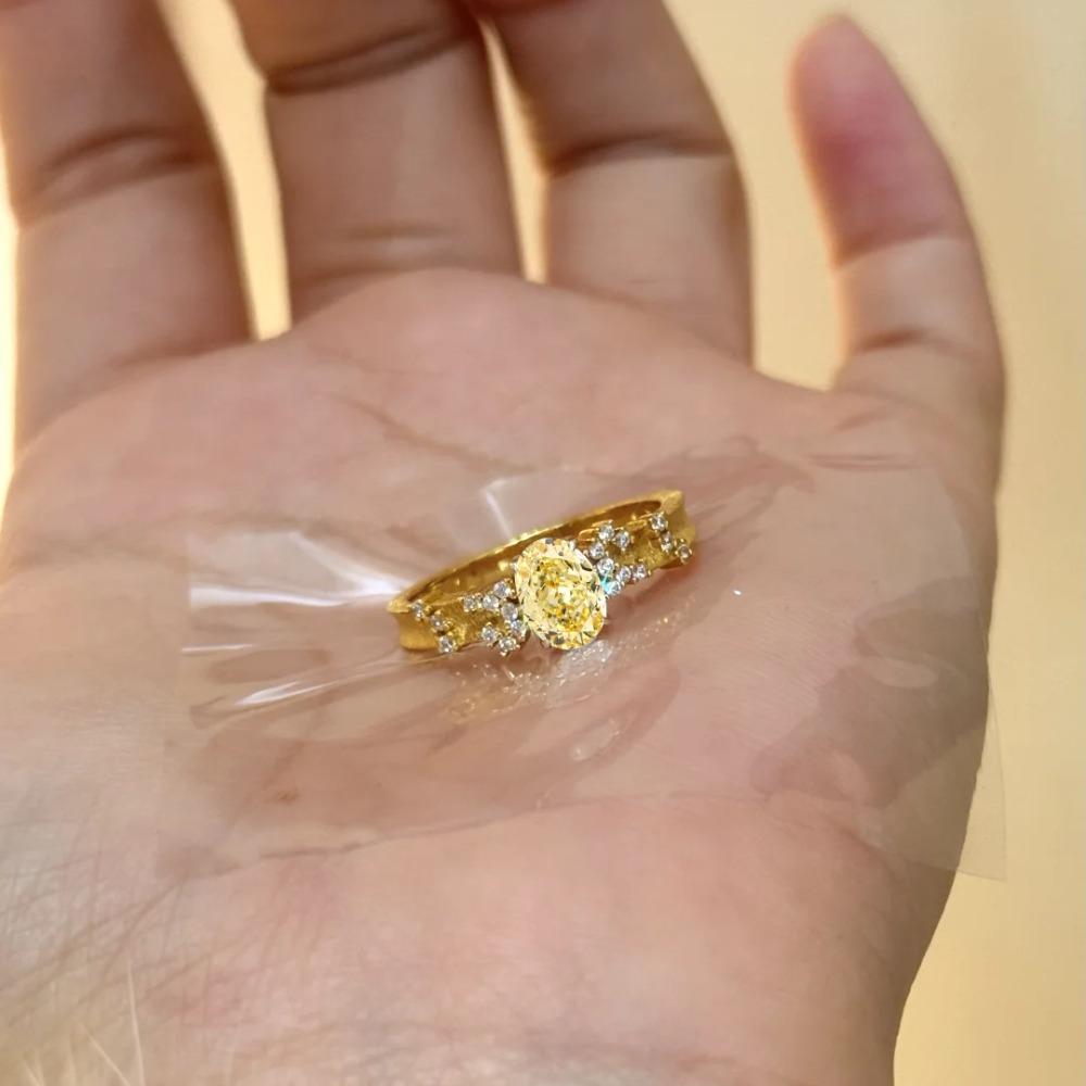 

Luxury Vintage Style Ice Cut Pigeon Egg Ring Sparkling High Carbon Diamond Gold Plated Ring for Women