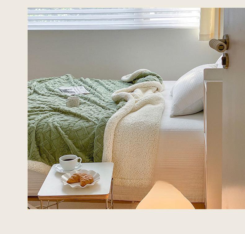 Koc z polaru koralowego - Miękki szal na sofę i do biura