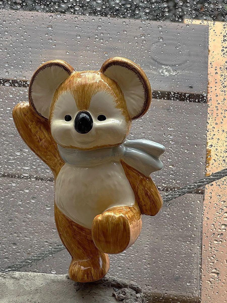 

Hand Drawn Cute Koala Bear Hook Hanging Hook Ornament with Tailless Bear Kitchen Atmosphere Hanging Decoration 16x10x7cm