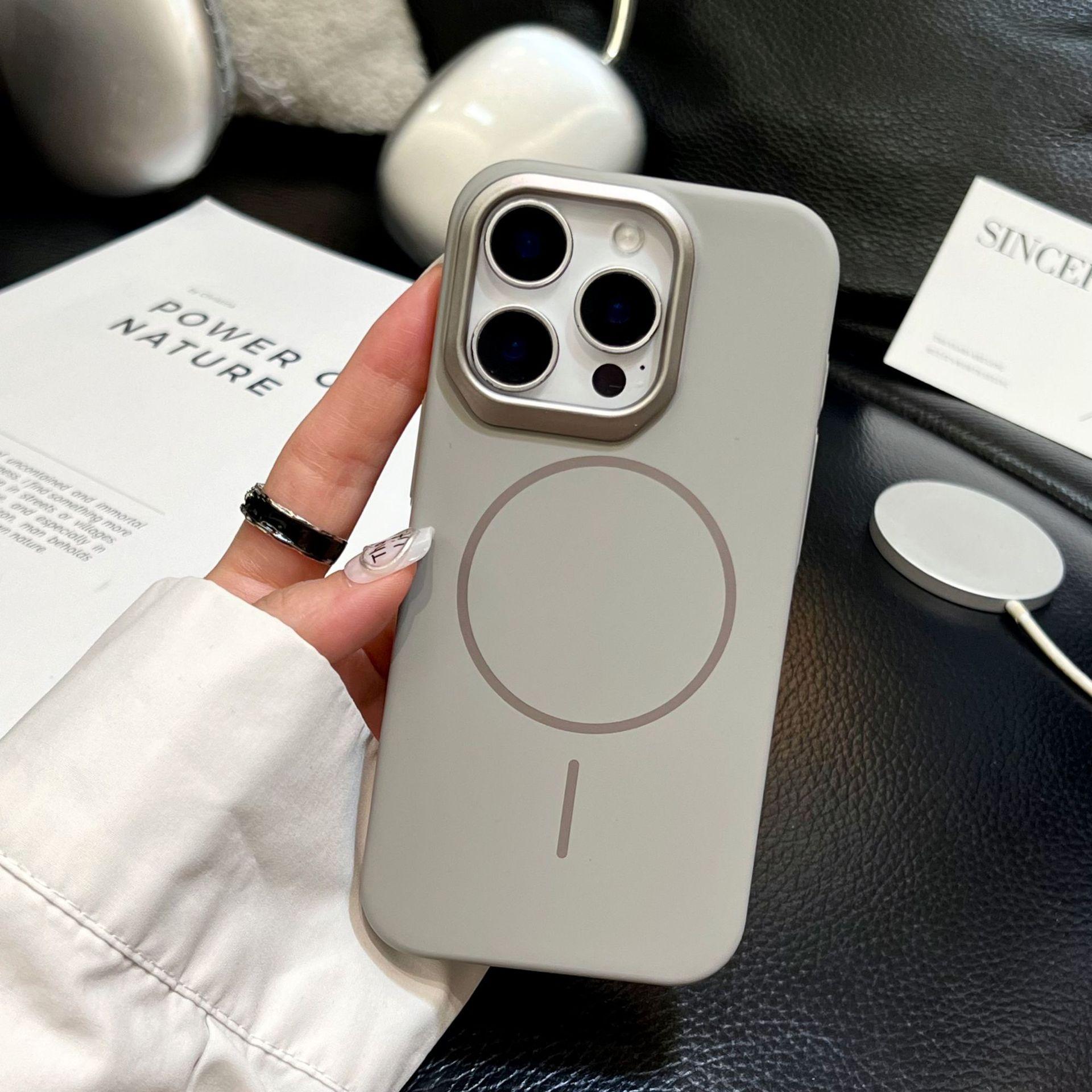 

For Apple 17 Promax Oil-sprayed PC Skin-touch Phone Case for IPhone 16 Magnetic Blade Lens 15 Protective Case For iPhone11Promax