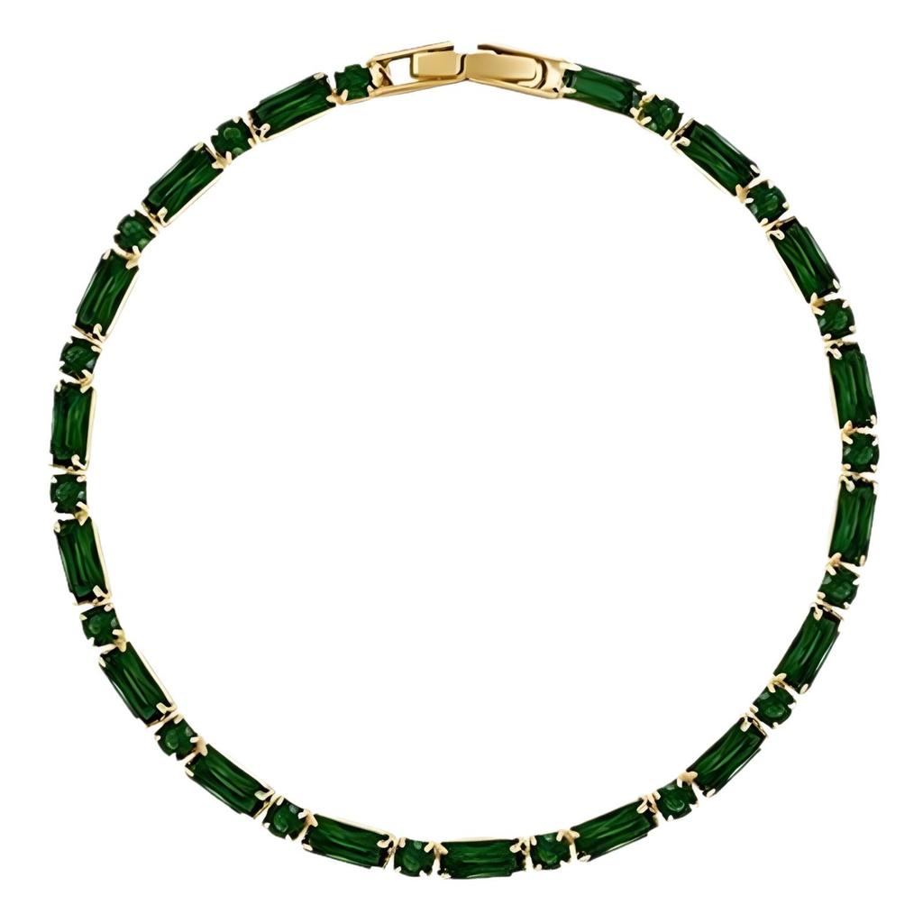 Elegant Zircon Bracelet for Women - Luxurious, Exquisite, Crystal Design Bangle with a Sophisticated Touch.