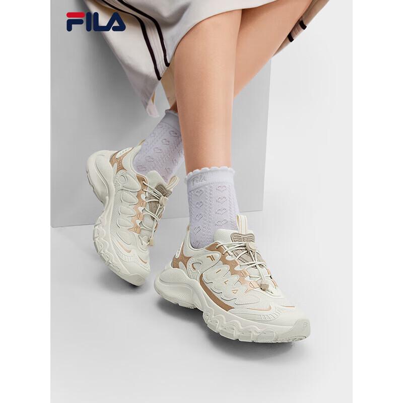 FILA Women s TRUFFLE Dad Sneakers 38