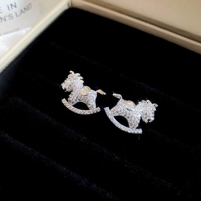 Zircon red natal year pony earrings light luxury stud earrings exquisite cute earrings