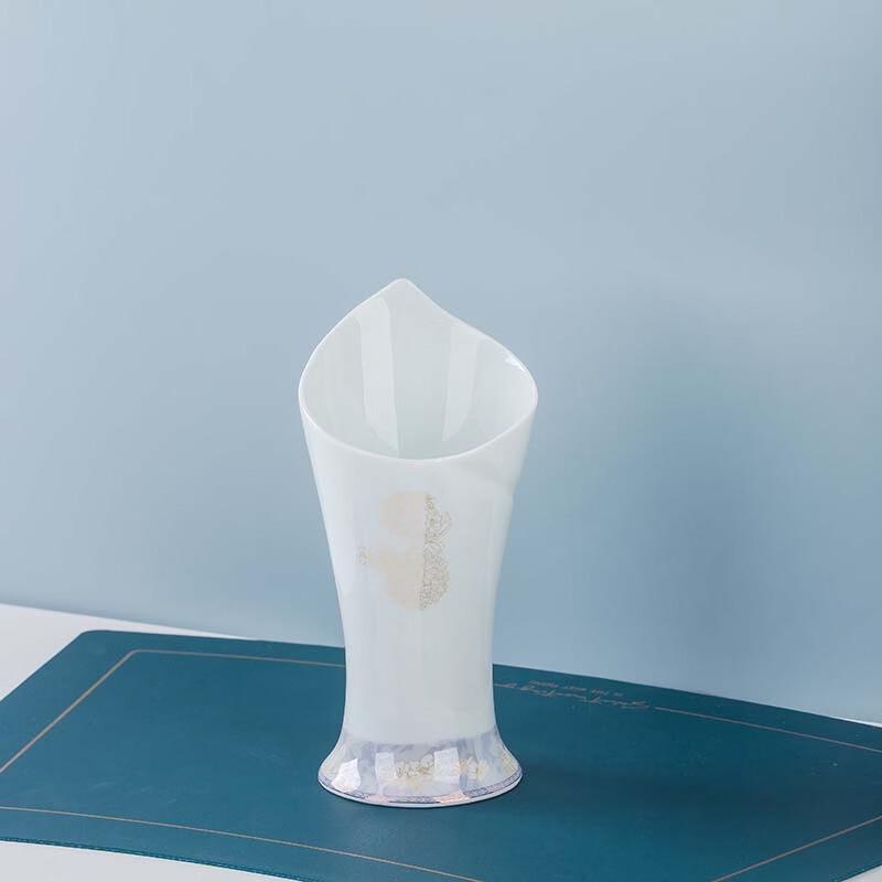 Time Walk Jingdezhen Ceramic Chopstick Holder