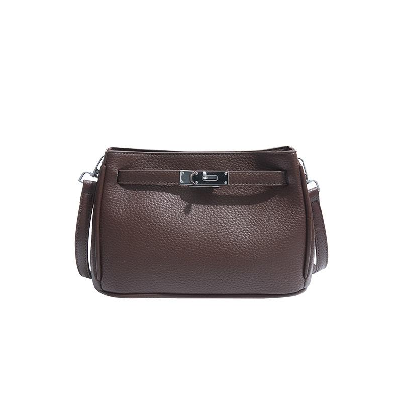 

Textured new retro lock armpit bag fashionable shoulder bag portable messenger bag