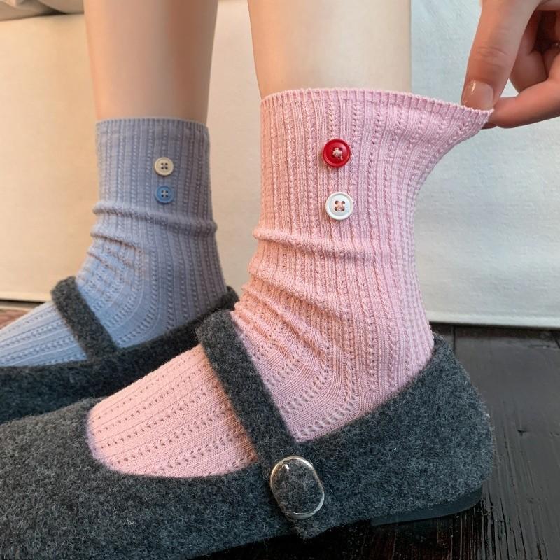 Children's Colorful Buttoned Trendy Socks, Vertical Stripe Mid-calf Socks, Suitable for Autumn and Winter.