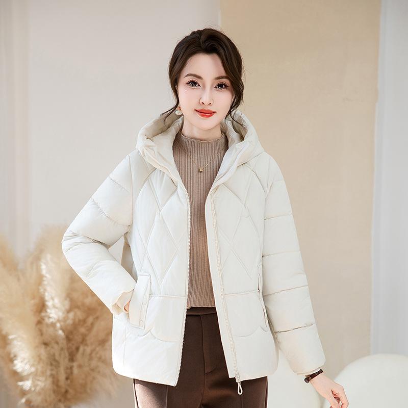 Women’s Short Hooded Windproof Thicken Warm Winter Jacket