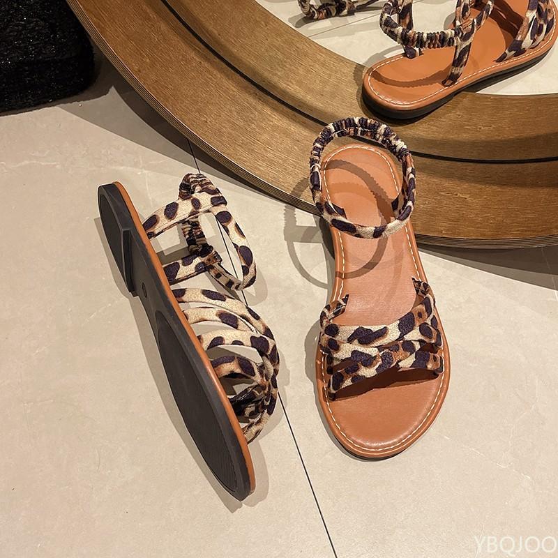 Fashion 2025 New Fashionable Flat Bottomed Shoes Leisure Anti Slip One Foot Beach Sandals Large Size Sexy Leopard Print Shoes for Women