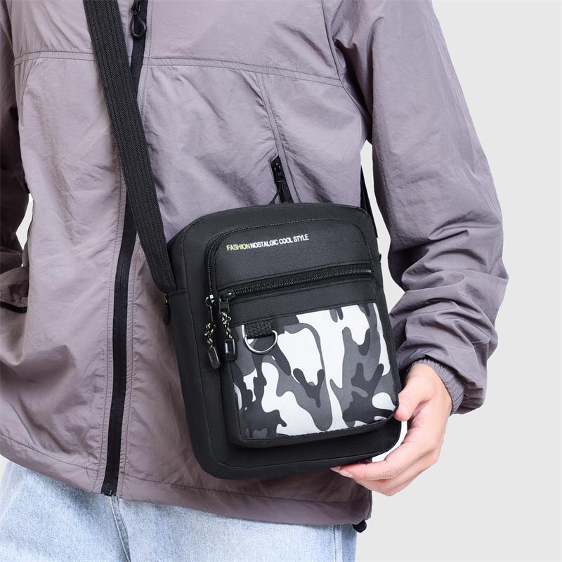 Camouflage Print Men's Shoulder Crossbody Bag Oxford Waterproof Business Outdoor Sports Small Square Bag