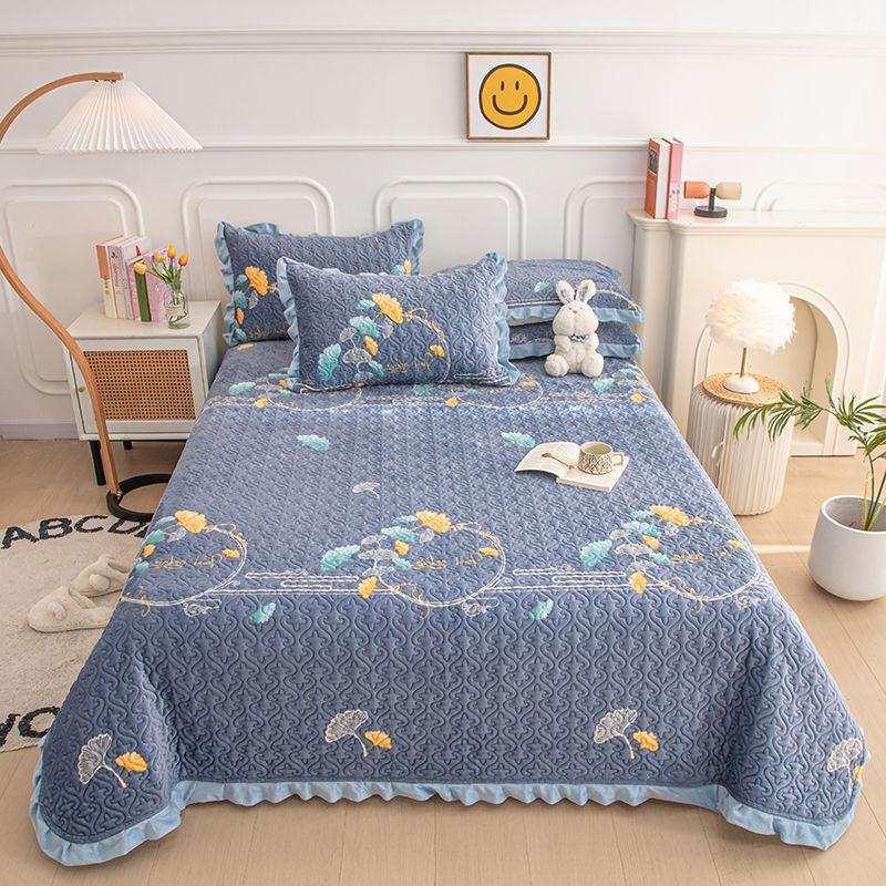 Milk Velvet Crystal Velvet Bed Cover Mattress Cover Blanket Kang Cover Warm Plus Velvet Blanket Quilted Bed Sheet Thickened Three-piece Set