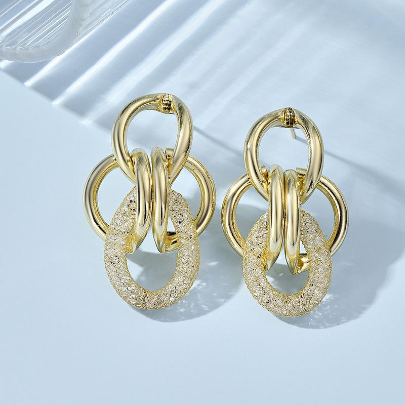 European and American avant-garde personality versatile irregular gold earrings, simple and fashionable, geometric cold wind earrings