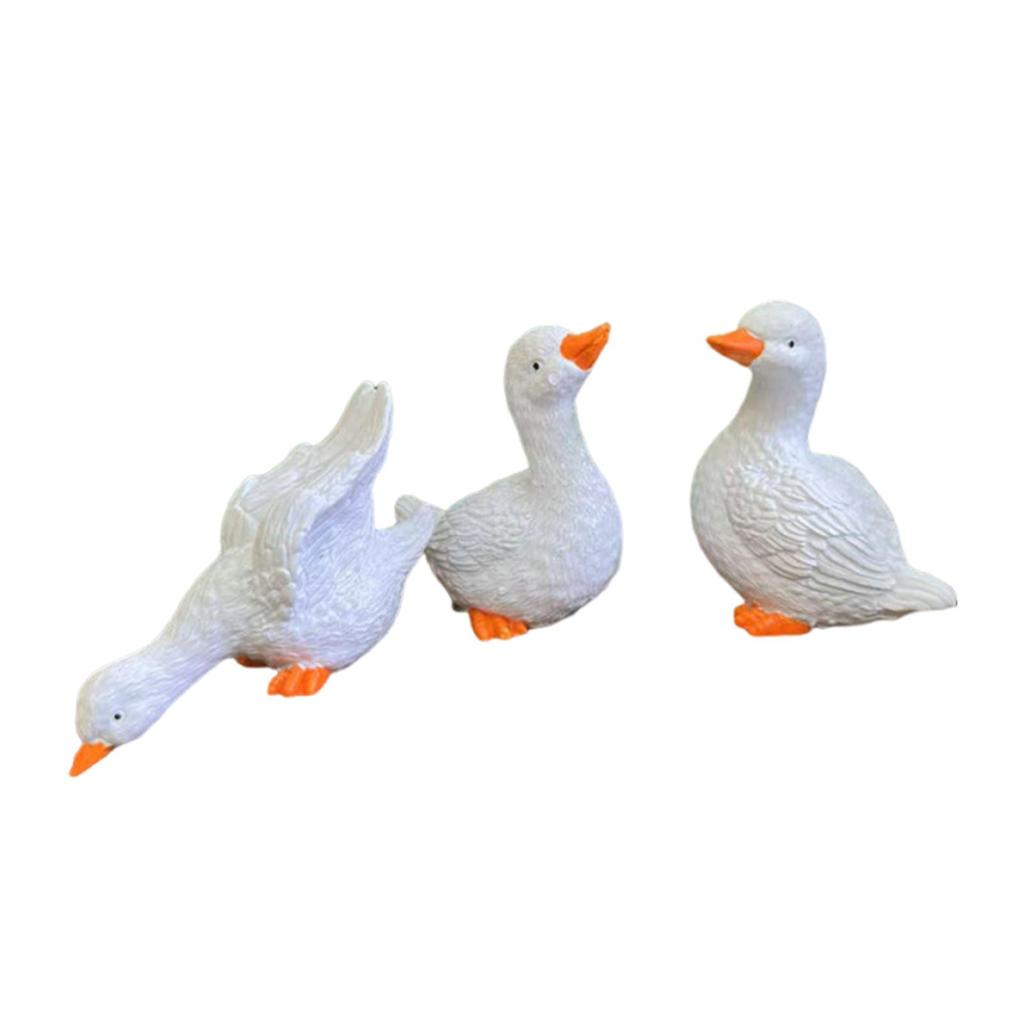 Garden Duck Statues Resin Animal Figurines Lifelike Goose Sculpture Yard Decorative for Outdoor Garden Decoration