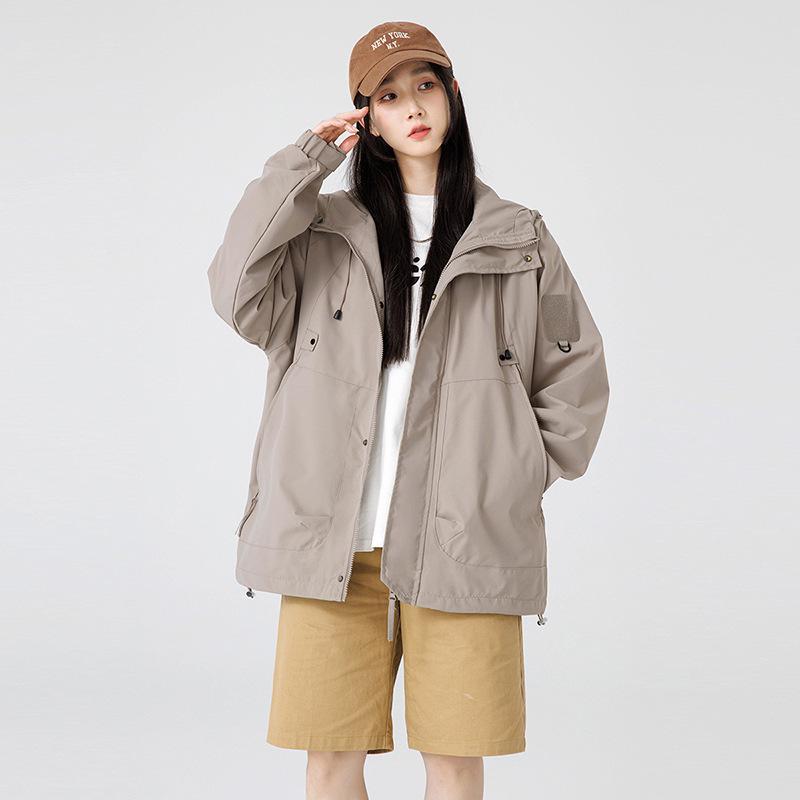 

Unisex Multi-Pocket Outdoor Windbreaker - Single-Layer Jacket for Hiking and Workwear L