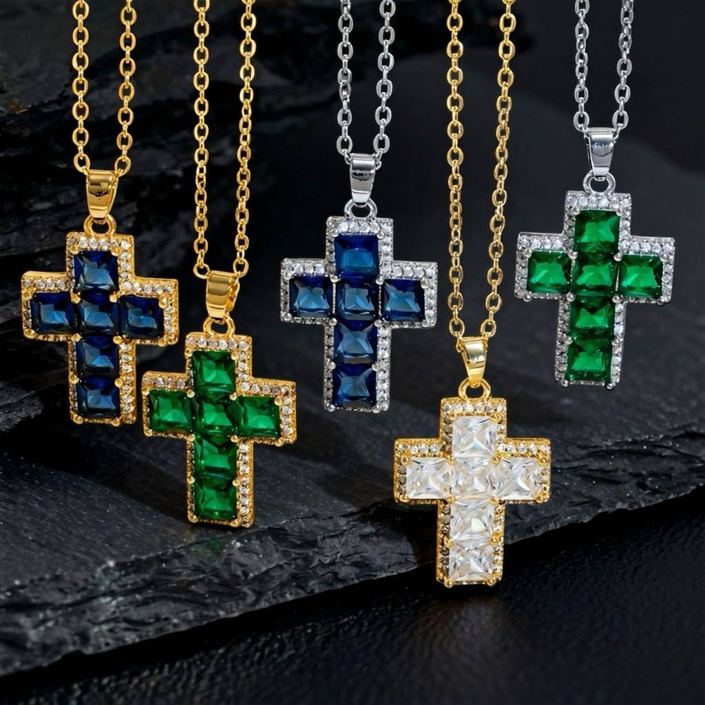 Nuova Collana Personalizzata Versatile Multicolore Zircone Croce Full Diamond Hip Hop Tendenza Ciondolo Gioielli Moda Donna Europei Americani Regalo