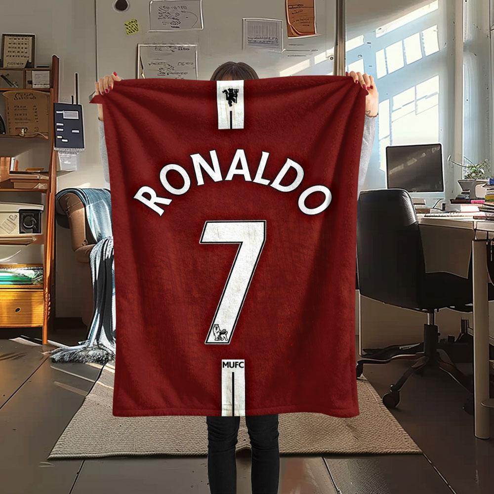 Cristiano Ronaldo Printed Flannel Blanket, Soft Throw for Bedroom Sofa, Washable,soccer Fan Merchandise, Great Gift.